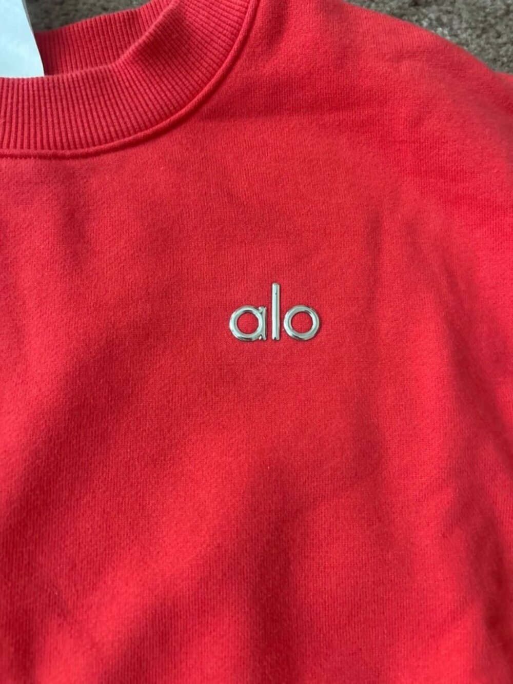 Alo Yoga Accolade Sweatshirt Airlift Shorts Set Women's Small S Candy Red - Picture 8 of 8